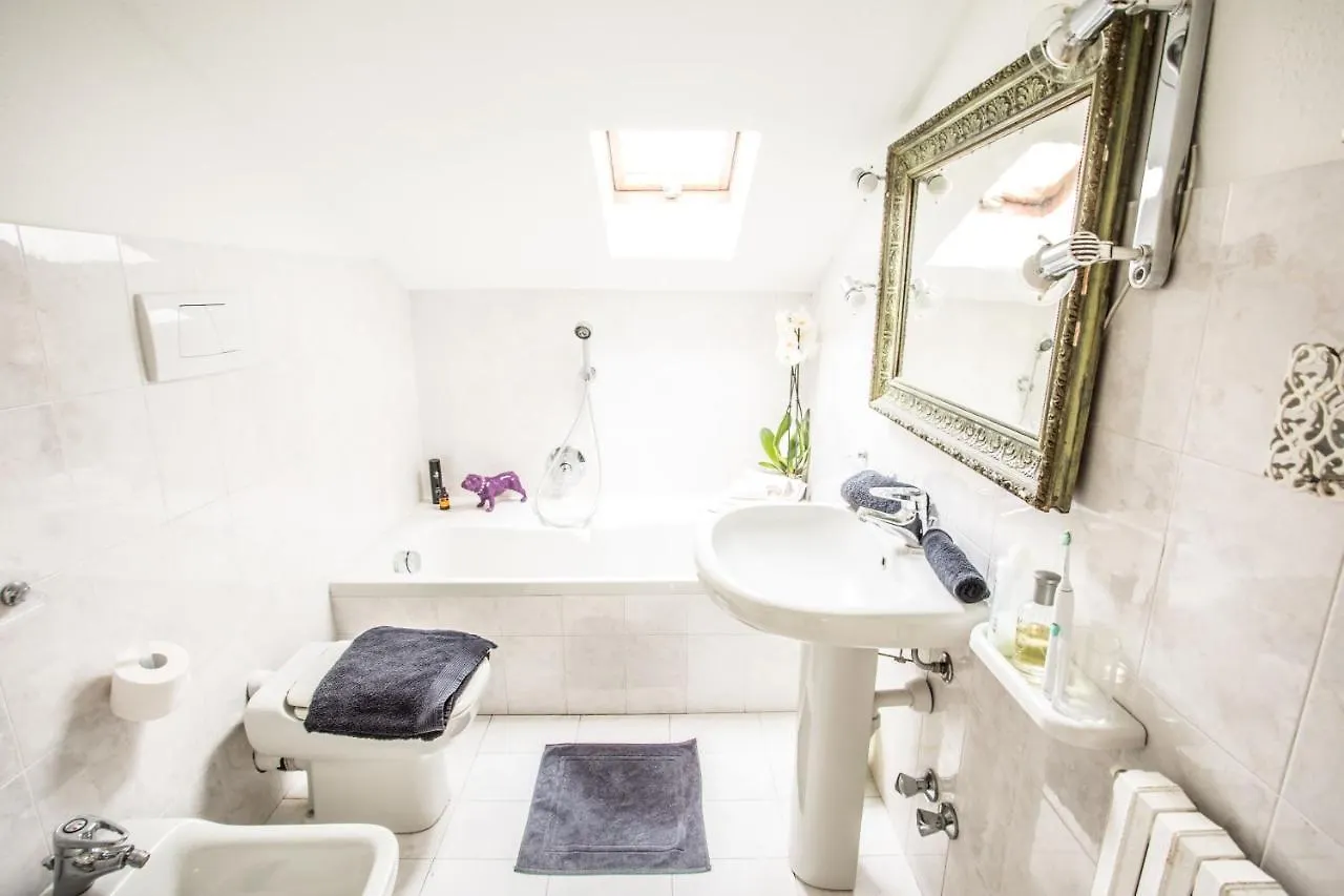 Mansarda Luminosa In Centro A Sanremo Appartement Italië