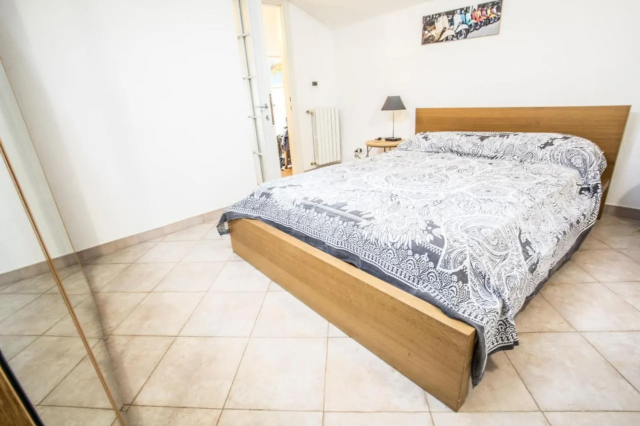 Mansarda Luminosa In Centro A Sanremo Appartement
